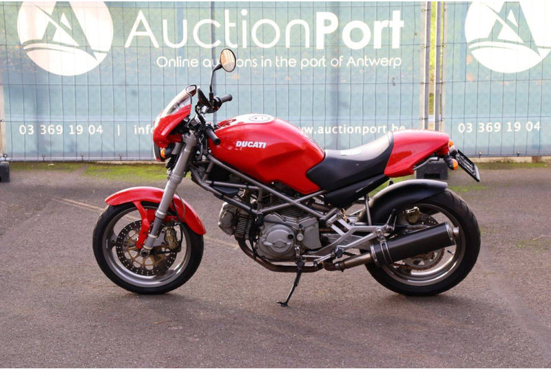 Ducati Monster 600 - Motorcycle: picture 2 Ducati Monster 600 - Motorcycle: picture 2