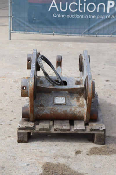 Eurosteel EC350EL/EC380EL - Quick coupler: picture 4 Eurosteel EC350EL/EC380EL - Quick coupler: picture 4