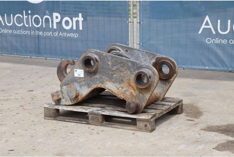 Eurosteel EC350EL/EC380EL - Quick coupler: picture 3 Eurosteel EC350EL/EC380EL - Quick coupler: picture 3