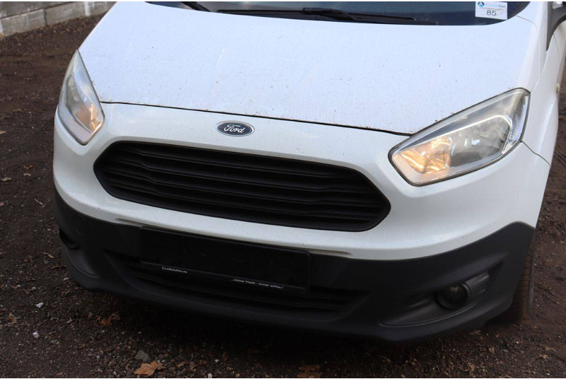 Panel van Ford Transit Courier: picture 10