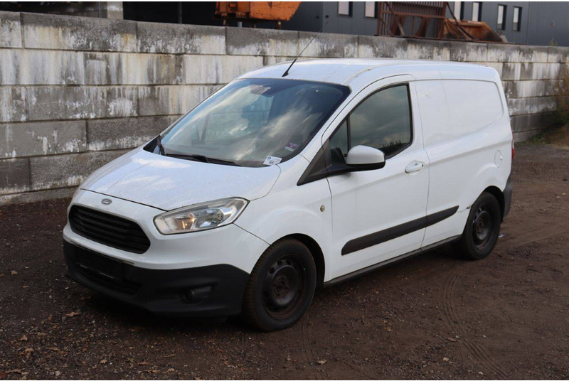 Panel van Ford Transit Courier: picture 9