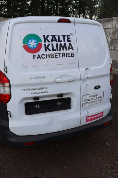 Panel van Ford Transit Courier: picture 14