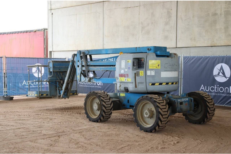 Genie Z-45/25 - Articulated boom: picture 4 Genie Z-45/25 - Articulated boom: picture 4