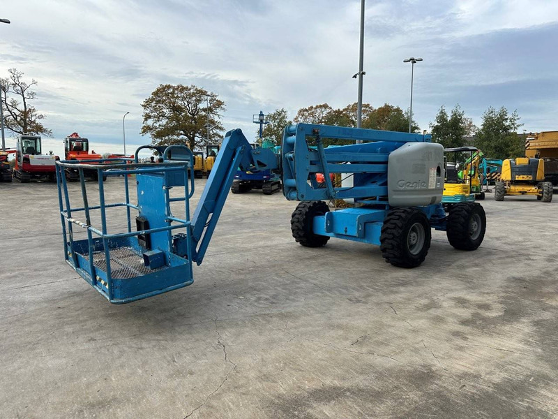 Genie Z45/25 - Articulated boom: picture 1 Genie Z45/25 - Articulated boom: picture 1