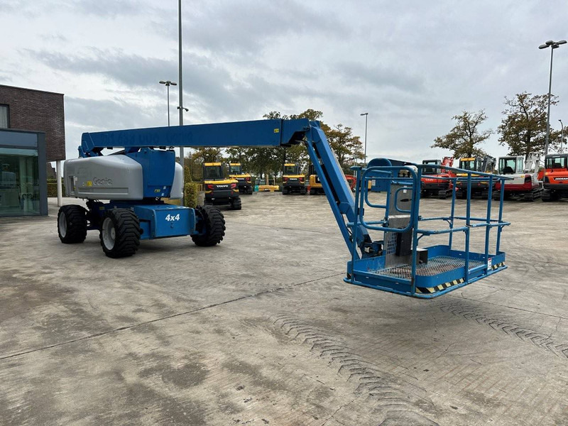 Genie Z80/60 - Articulated boom: picture 3 Genie Z80/60 - Articulated boom: picture 3