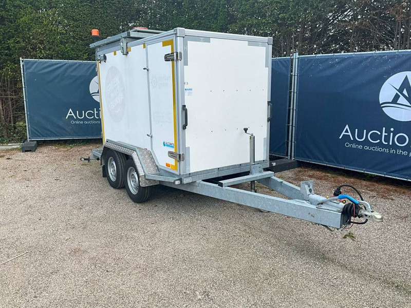 HOKA TA02 - Closed box trailer: picture 1 HOKA TA02 - Closed box trailer: picture 1