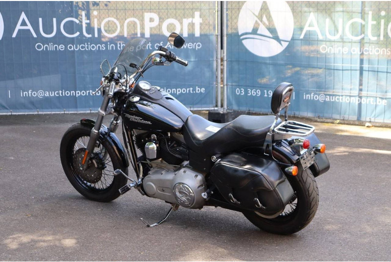 Harley-Davidson Dyna Street Bob - Motorcycle: picture 3 Harley-Davidson Dyna Street Bob - Motorcycle: picture 3
