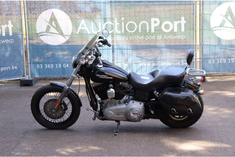 Harley-Davidson Dyna Street Bob - Motorcycle: picture 2 Harley-Davidson Dyna Street Bob - Motorcycle: picture 2