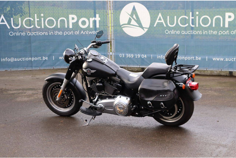 Harley-Davidson Fat Boy Lo - Motorcycle: picture 3 Harley-Davidson Fat Boy Lo - Motorcycle: picture 3