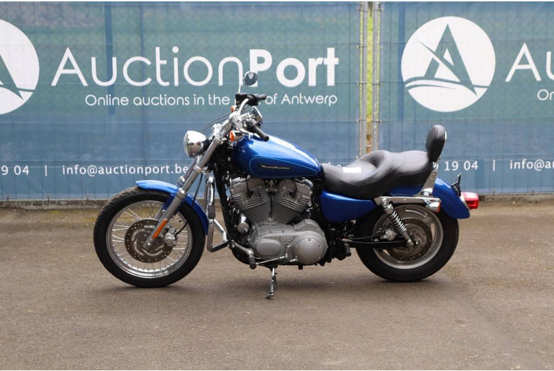 Harley-Davidson Sportster XL883 - Motorcycle: picture 1 Harley-Davidson Sportster XL883 - Motorcycle: picture 1