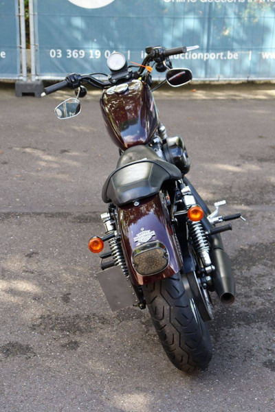 Harley-Davidson Sportster XL883 Super Low - Motorcycle: picture 5 Harley-Davidson Sportster XL883 Super Low - Motorcycle: picture 5