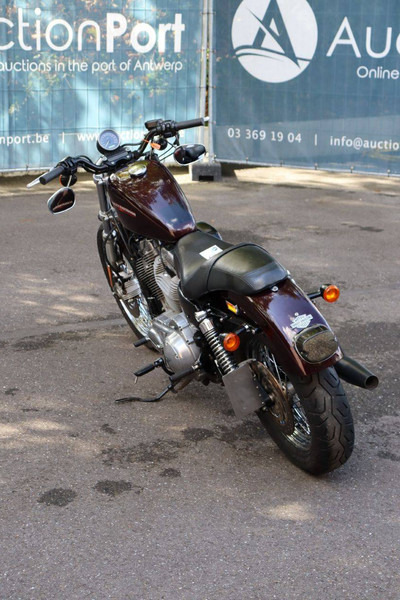 Harley-Davidson Sportster XL883 Super Low - Motorcycle: picture 4 Harley-Davidson Sportster XL883 Super Low - Motorcycle: picture 4