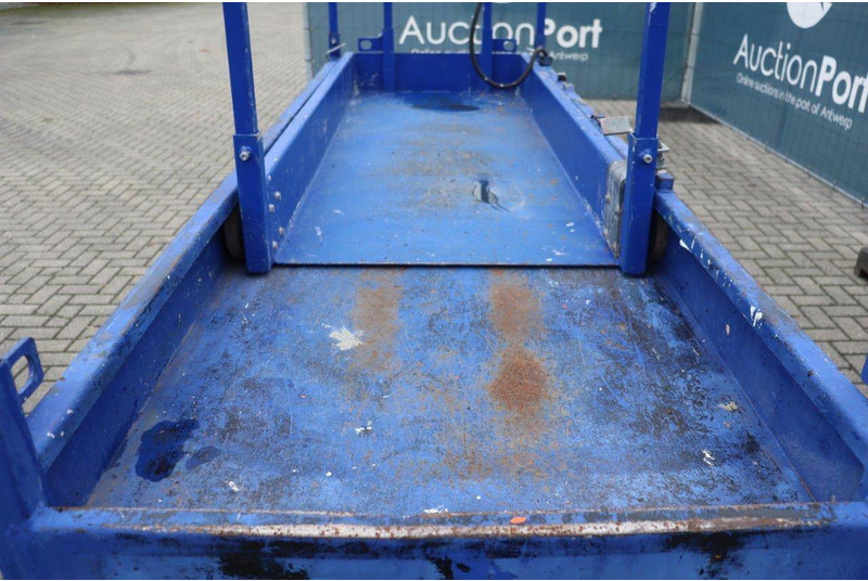 Scissor lift Haulotte COMPACT 8: picture 14 Scissor lift Haulotte COMPACT 8: picture 14