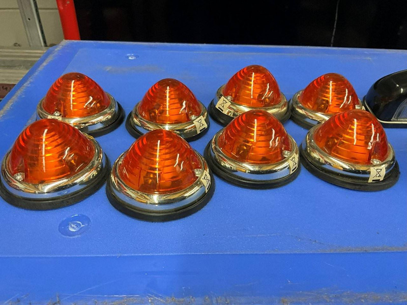 Hella - Dropside/ Flatbed trailer: picture 4 Hella - Dropside/ Flatbed trailer: picture 4