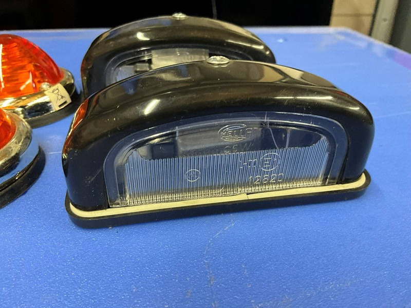 Hella - Dropside/ Flatbed trailer: picture 3 Hella - Dropside/ Flatbed trailer: picture 3