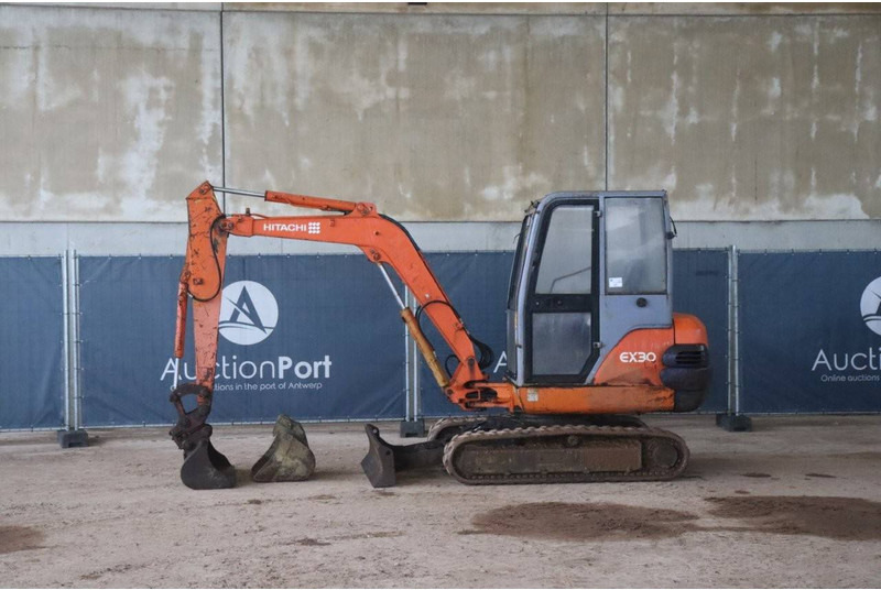 Hitachi EX30-2 - Crawler excavator: picture 1 Hitachi EX30-2 - Crawler excavator: picture 1
