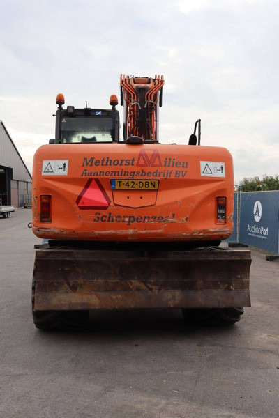 Hitachi ZX170W-3 - Wheel excavator: picture 5 Hitachi ZX170W-3 - Wheel excavator: picture 5