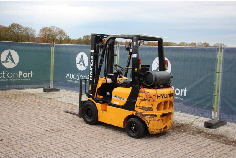 Hyundai HLF 18-5 - LPG forklift: picture 3 Hyundai HLF 18-5 - LPG forklift: picture 3