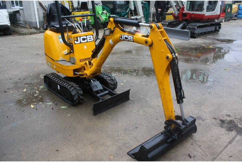 Mini excavator JCB 8008 CT: picture 6