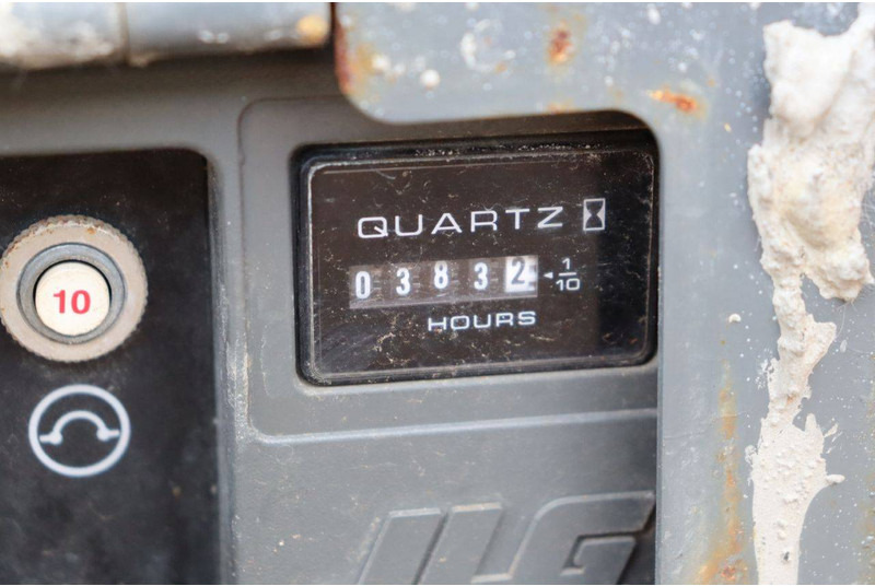 Scissor lift JLG 1930ES: picture 17