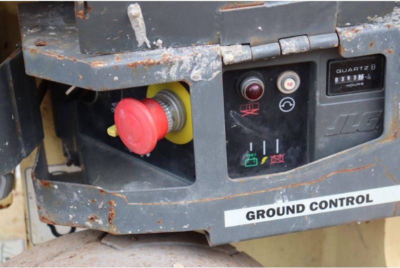 Scissor lift JLG 1930ES: picture 16