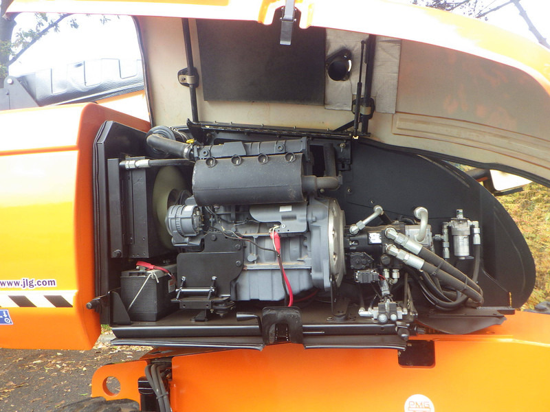 Telescopic boom JLG 660SJ: picture 9