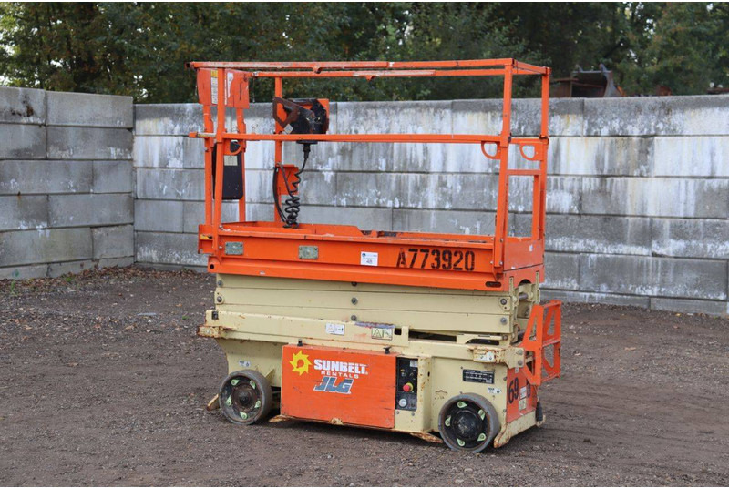 JLG 6RS - Scissor lift: picture 3 JLG 6RS - Scissor lift: picture 3