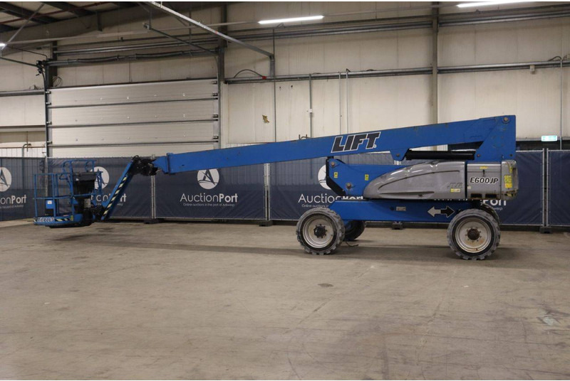 JLG E600JP - Telescopic boom: picture 3 JLG E600JP - Telescopic boom: picture 3