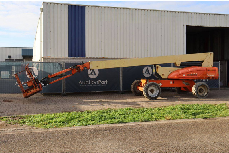 JLG M600JP - Telescopic boom: picture 1 JLG M600JP - Telescopic boom: picture 1