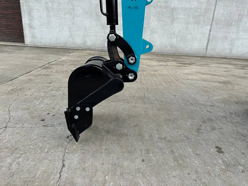 Mini excavator JPC KV12: picture 7