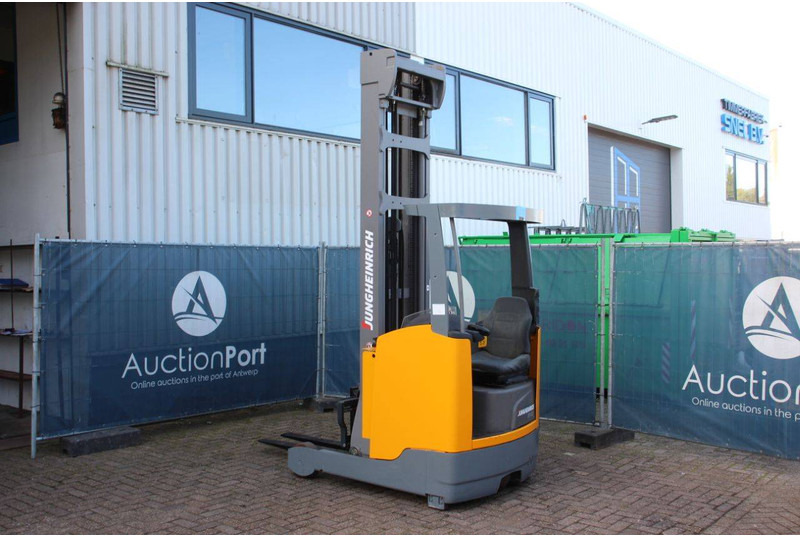 Jungheinrich ETV 214 - Reach truck: picture 3 Jungheinrich ETV 214 - Reach truck: picture 3
