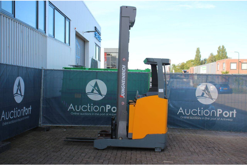 Jungheinrich ETV 214 - Reach truck: picture 2 Jungheinrich ETV 214 - Reach truck: picture 2