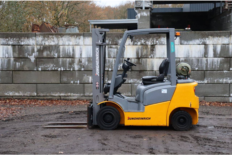 Jungheinrich TFG 320 - LPG forklift: picture 2 Jungheinrich TFG 320 - LPG forklift: picture 2