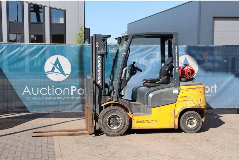 Jungheinrich TFG 425 - LPG forklift: picture 1 Jungheinrich TFG 425 - LPG forklift: picture 1