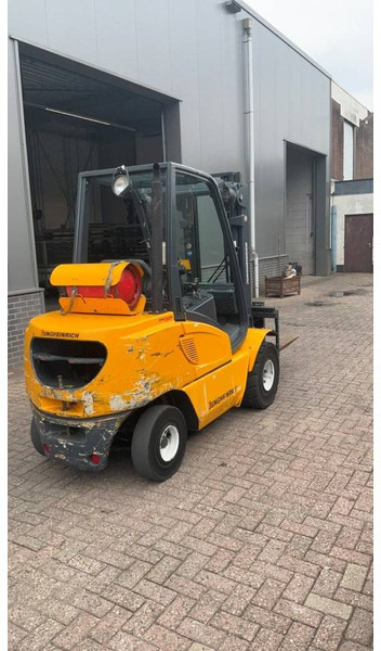Jungheinrich TFG30S - LPG forklift: picture 4 Jungheinrich TFG30S - LPG forklift: picture 4