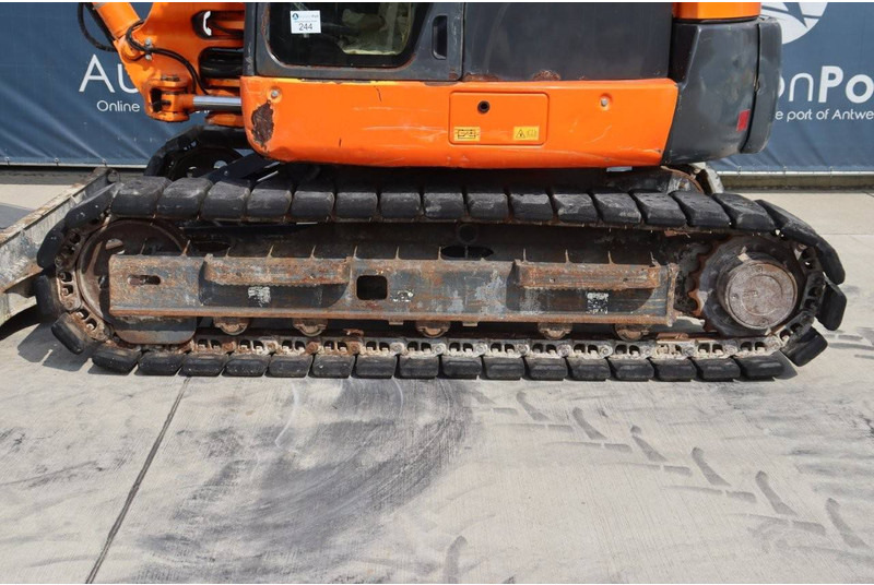 Crawler excavator Komatsu PC80MR-3: picture 18