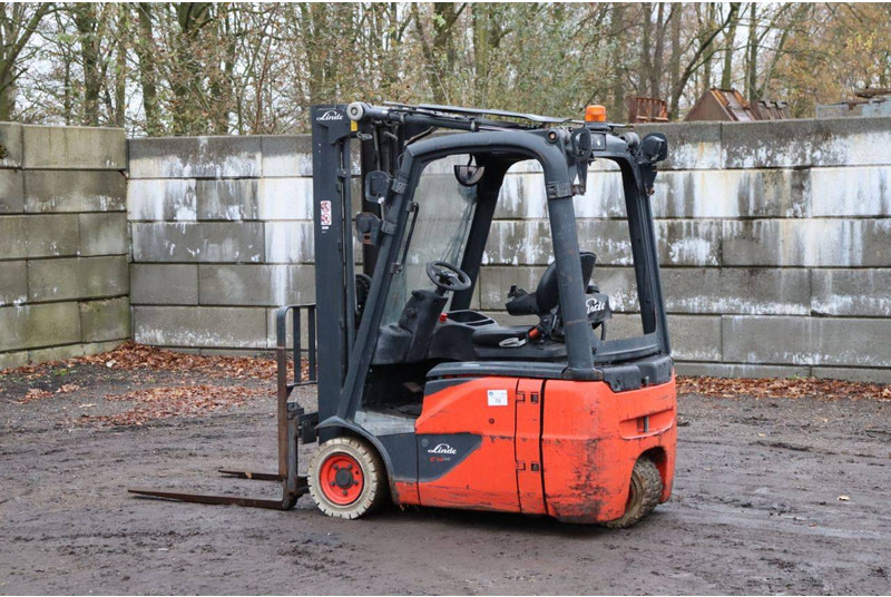 Linde E14-02 - Electric forklift: picture 3 Linde E14-02 - Electric forklift: picture 3