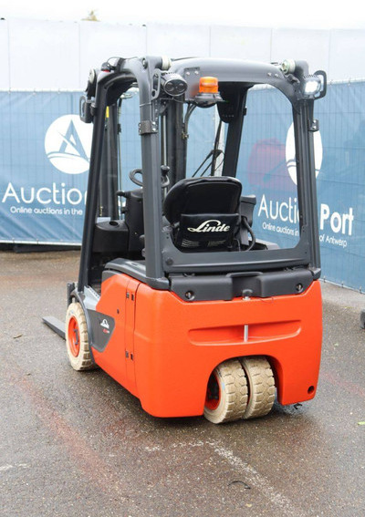 Linde E14-02 - Electric forklift: picture 4 Linde E14-02 - Electric forklift: picture 4