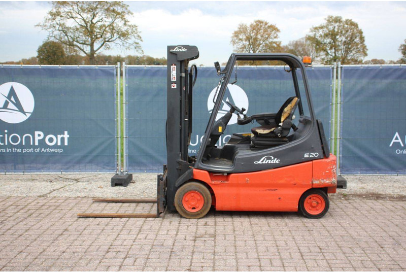 Linde E20/02 - Electric forklift: picture 2 Linde E20/02 - Electric forklift: picture 2
