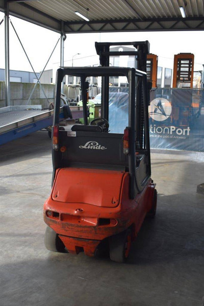 Linde E20P - Electric forklift: picture 5 Linde E20P - Electric forklift: picture 5