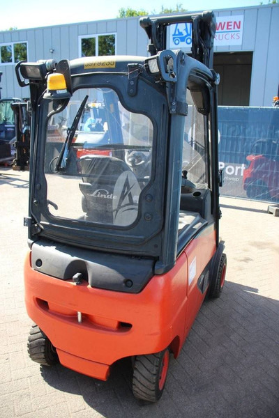 Linde E20PH-02 - Electric forklift: picture 5 Linde E20PH-02 - Electric forklift: picture 5