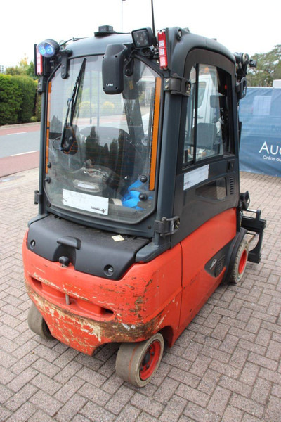 Linde E20PHL-02 - Electric forklift: picture 5 Linde E20PHL-02 - Electric forklift: picture 5