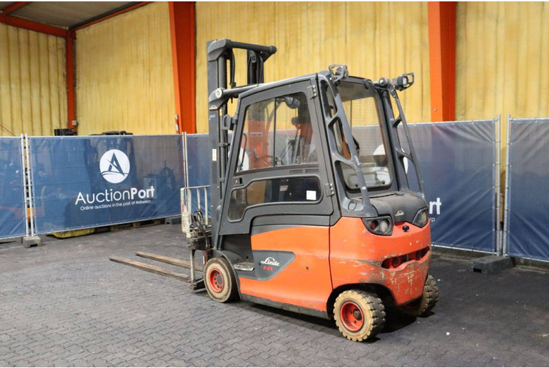 Linde E25HL-01/600 - Electric forklift: picture 4 Linde E25HL-01/600 - Electric forklift: picture 4