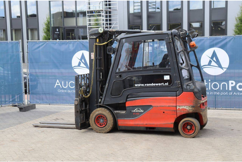 Linde E25L-01 - Electric forklift: picture 3 Linde E25L-01 - Electric forklift: picture 3