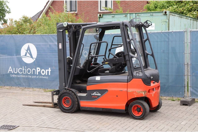 Linde E25L-01 Forklift - Electric forklift: picture 3 Linde E25L-01 Forklift - Electric forklift: picture 3