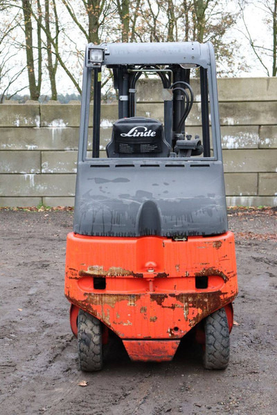 Linde E30/02/600 - Electric forklift: picture 5 Linde E30/02/600 - Electric forklift: picture 5