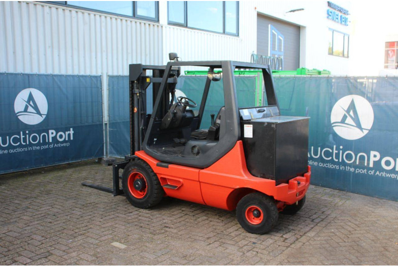 Linde E35P - Electric forklift: picture 3 Linde E35P - Electric forklift: picture 3
