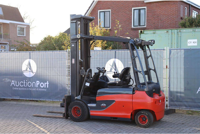 Linde E35RL-01 - Electric forklift: picture 3 Linde E35RL-01 - Electric forklift: picture 3