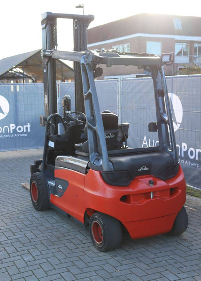 Linde E35RL-01 - Electric forklift: picture 4 Linde E35RL-01 - Electric forklift: picture 4