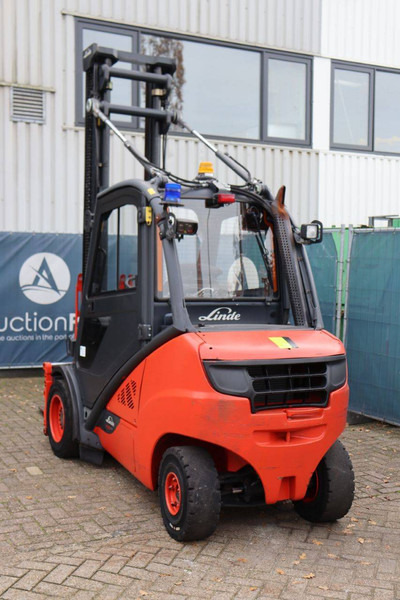 Linde H35D-02 - Diesel forklift: picture 4 Linde H35D-02 - Diesel forklift: picture 4